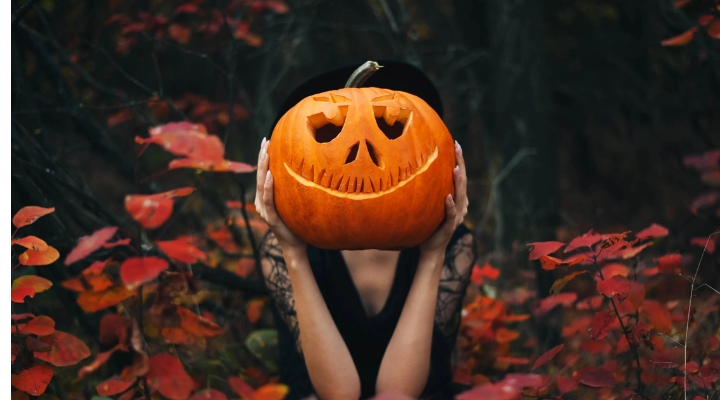 Halloween 2025: Meaning, Themes & Decor Ideas Halloween 2025: Meaning, Themes & Decor Ideas