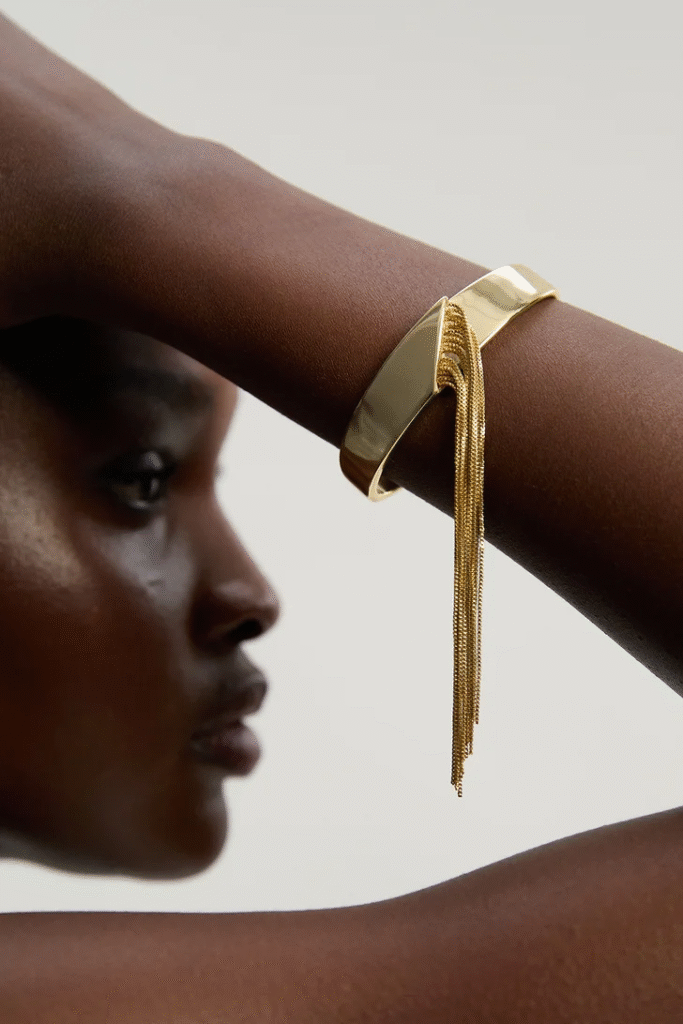 KarenMillen
Metallic Fringe Cuff